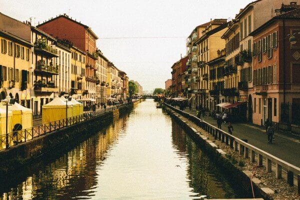 milan La Dolce Vita dans le quartier Navigli